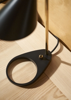 AJ Mini lampa stołowa, mosiądz/czarny