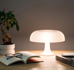 Nessino lampa stołowa, biała