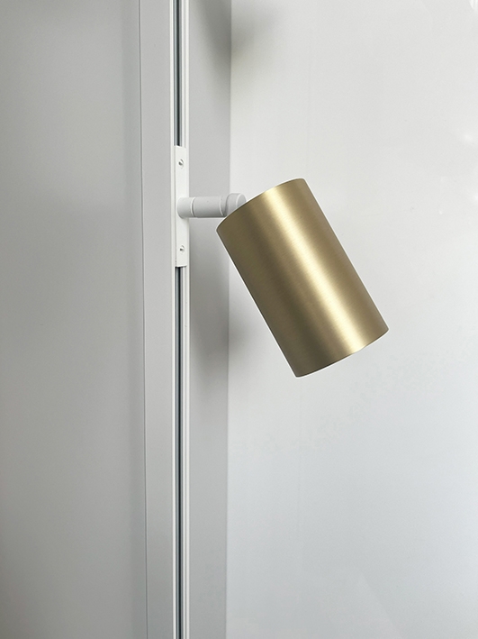 DESIGNLINE Tube Pro spot GU10, biały/mosiądz