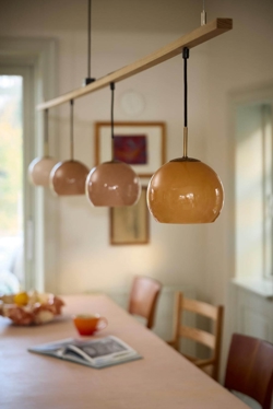 Ball Glass Ø18 lampy wiszące w opalowym białym, sand grey, cappuccino i amber