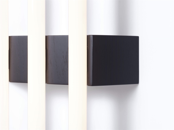 Minimism Triple kinkiet, czarny dąb