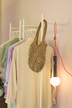 Kinkiet Talk, niebieski