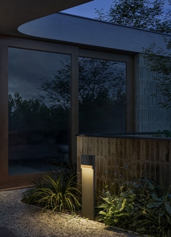 Li.4 zewnętrzny słupek, antracyt