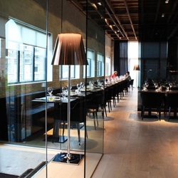 Ktribe F3 transparentna