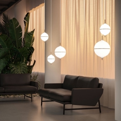 Eternal Moonlight medium i large z białym przewodem