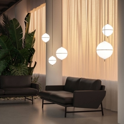 Eternal Moonlight medium i large z czarnym przewodem