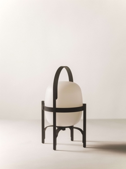 Cestita Alubat lampa bateryjna, czarna