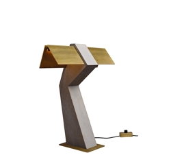 TAU lampa stołowa, mosiądz