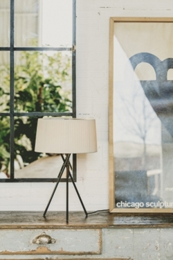 Tripode G6 lampa stołowa