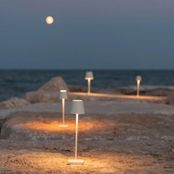 Lampa bateryjna Poldina micro w białym kolorze