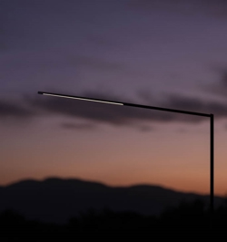 Bella lampa podłogowa do wnętrz i na zewnątrz L1050