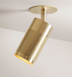 Thorup Copenhagen Patrone wpuszczany spot sufitowy z osłoną, solidny mosiądz, 120 mm