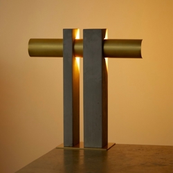 PI lampa stołowa mosiądz