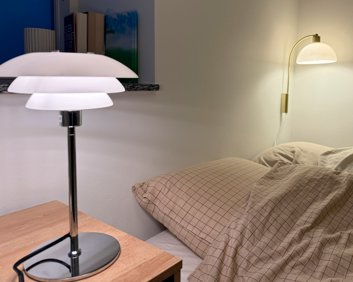 Elegancka lampa stołowa DL20 od Dyberg Larsen | Ulubione lampy Camilli Dohn | Lamper-shop.pl