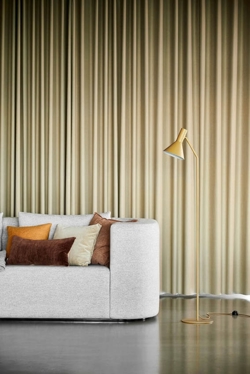 LYSS lampa podłogowa, matowy migdałowy