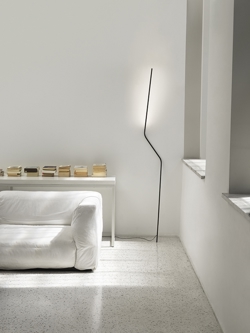 NEO lampa podłogowa, czarna